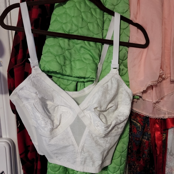 jcpenney Intimates & Sleepwear Jcpenney Vintage Bras Bundle Of Four